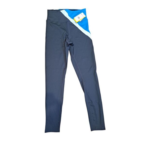 EleVen by Venus Williams Courtside High Rise Leggings and Sports Bra SET - Picture 4 of 7